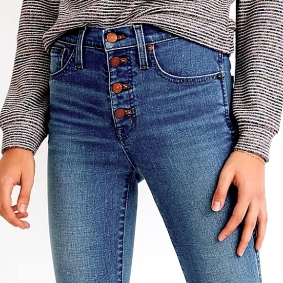 Madewell Like New 10" High Rise Skinny Jeans Button Fly with Raw Hem Size 27 - Picture 4 of 9